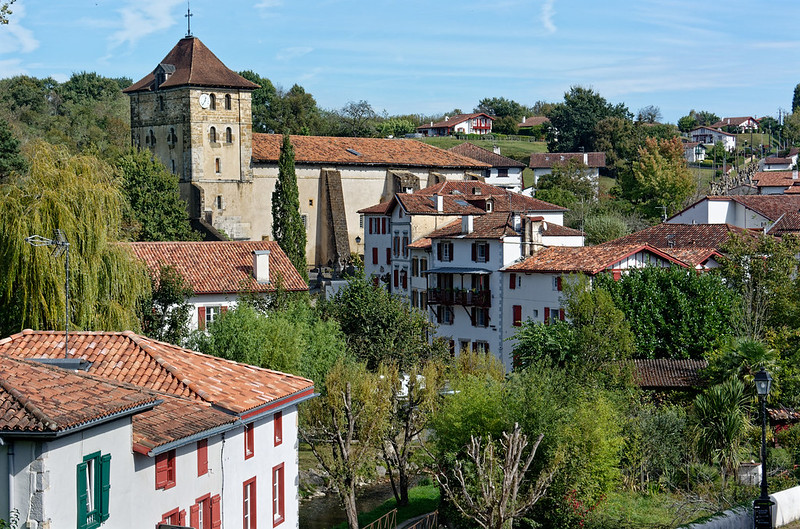 village et église d'espelette