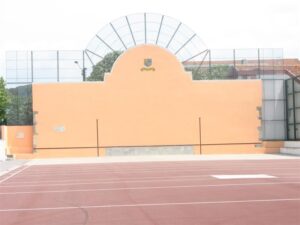 fronton de saint pée sur nivelle