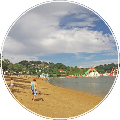 Plage et baignade au lac de Saint-Pée-sur-Nivelle